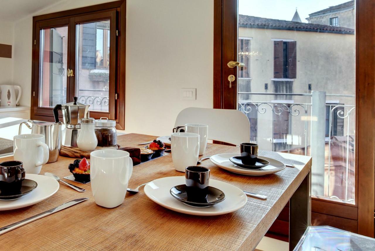 Modern Apartment Venice With Terrace Bagian luar foto
