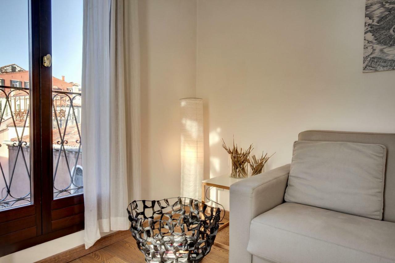 Modern Apartment Venice With Terrace Bagian luar foto